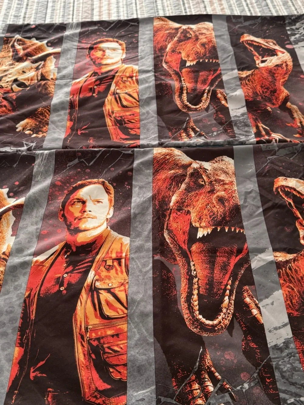 Jurassic Dinosaur Printed Comforter - Multicolor With Sheet set. Reversible.